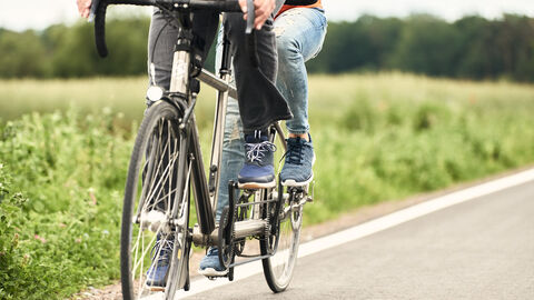 Fahrrad auf einem Radweg