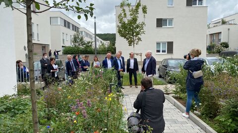 Hessischer Wirtschafts- und Wohnungsbauminister Tarek Al-Wazir bei der Sommertour 2021