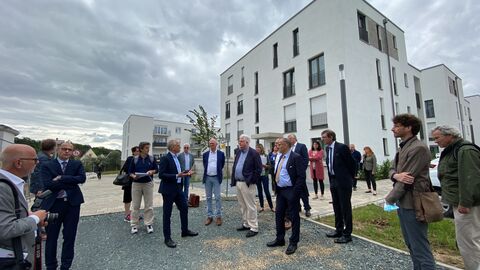 Hessischer Wirtschafts- und Wohnungsbauminister Tarek Al-Wazir bei der Sommertour 2021