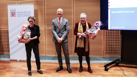 Überreichung der Urkunde zum Hessischen Staatspreis für das Deutsche Kunsthandwerk 