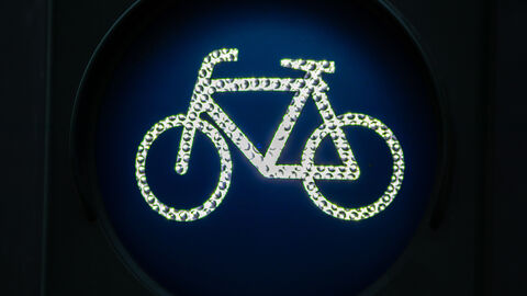 Beleuchtetes Fahrradsymbol einer Fahrradampel
