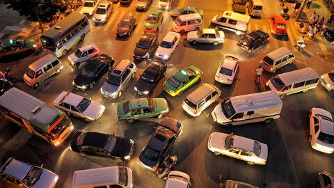Verkehrsstau an einer Kreuzung in China Verkehrsstau an einer Kreuzung in China