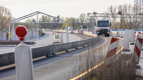 Bauarbeiten an Brücke in Rüsselsheim-Flörsheim