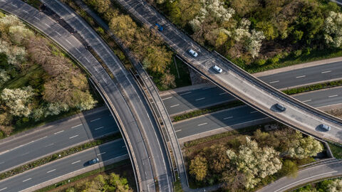 Überführung B 8 Anschluss MTZ