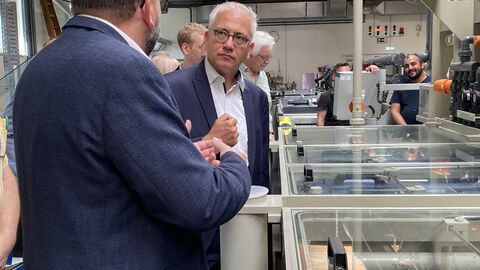 Sommertour Al-Wazir MECO Elektronik Sommertour Al-Wazir MECO Elektronik