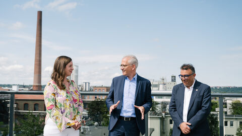 Besuch bei BioSpring in  Al-Wazir nach seinem Besuch bei BioSpring