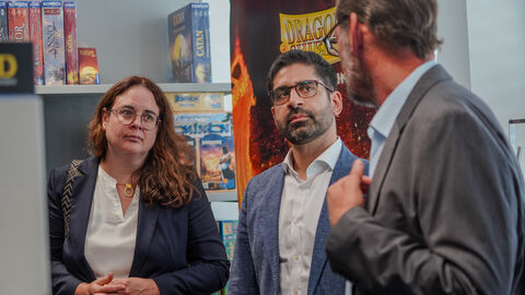 Unternehmensbesuch bei Pegasus Spiele