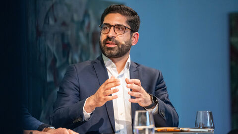 Wirtschaftsminister Kaweh Mansoori