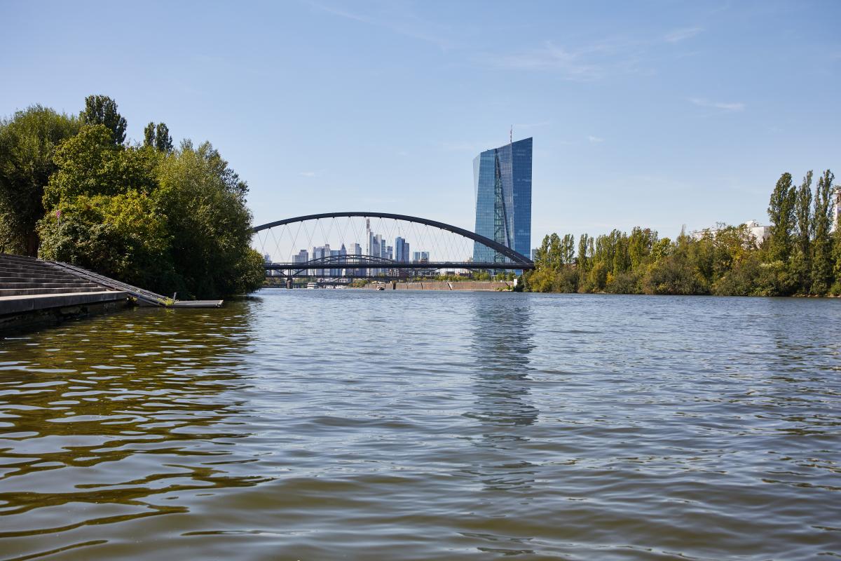 Welcome to Frankfurt, welcome to Hessen - english - | wirtschaft.hessen.de